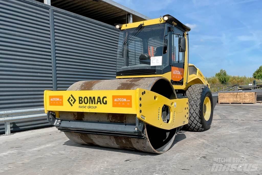 Bomag BW 213 D-5 مداحل أحادية الأسطوانة