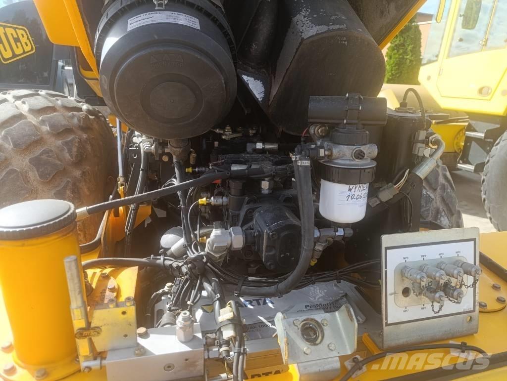 JCB Vibromax VM 115 مداحل أحادية الأسطوانة