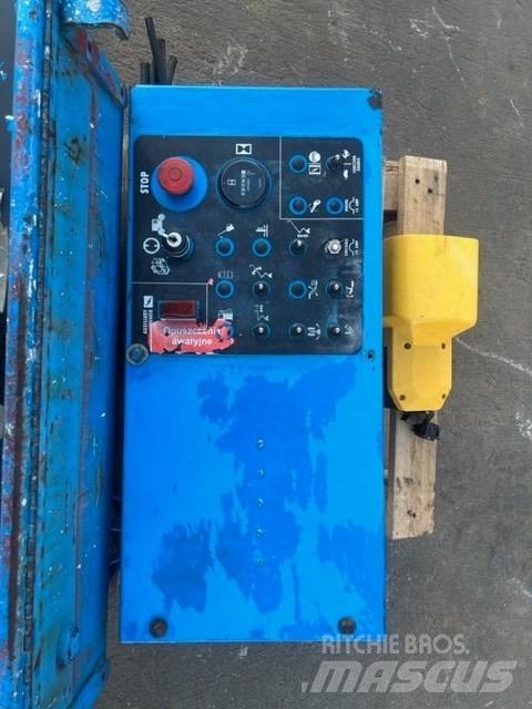 Genie CONTROL PANEL رافعات سلة مفصلية