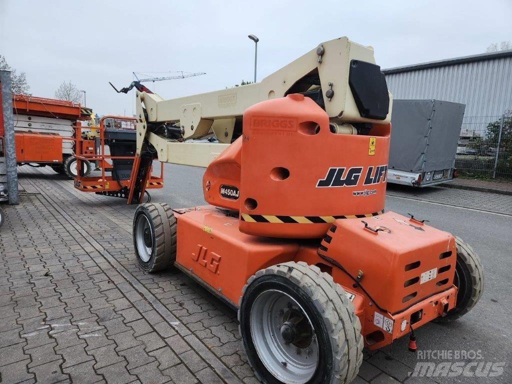 JLG M 450 AJ رافعات سلة مفصلية