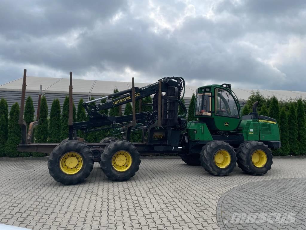 John Deere 1210 E شاحنات
