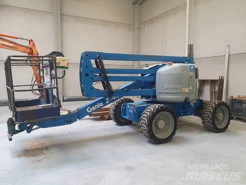 Genie Z45/25 رافعات سلة مفصلية