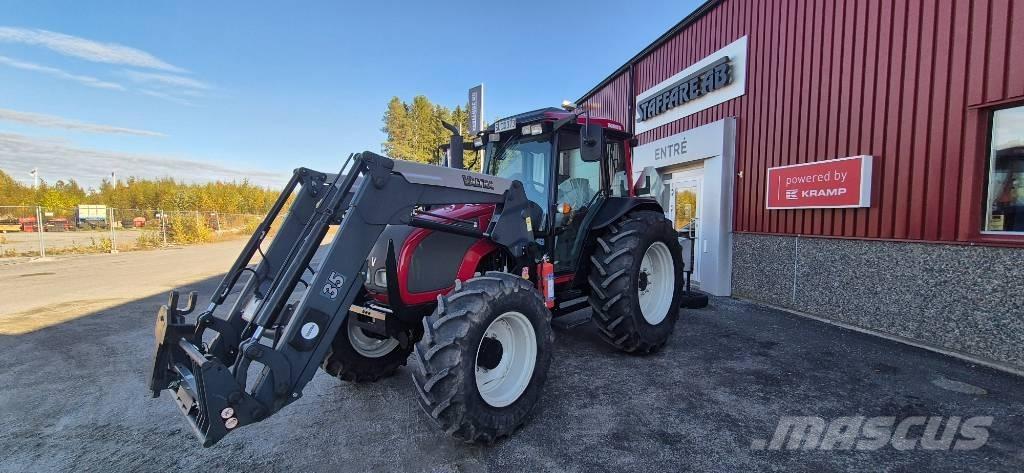 Valtra A 72 الجرارات