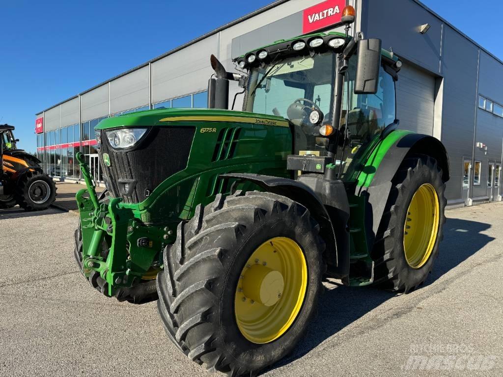 John Deere 6175 R الجرارات
