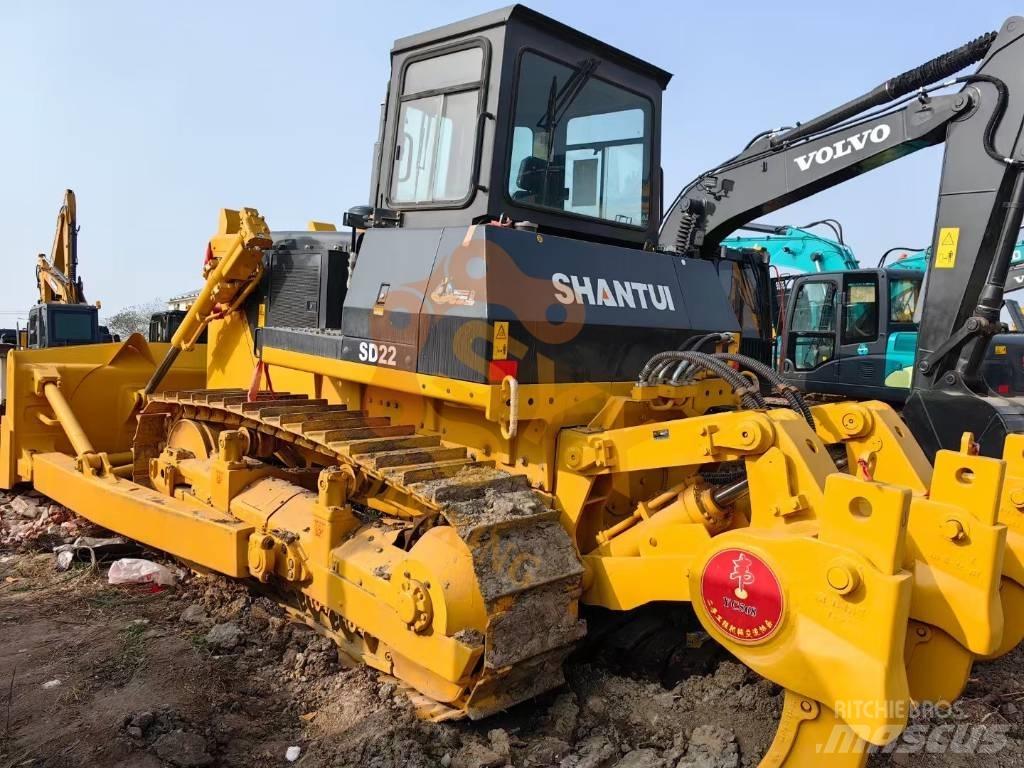 Shantui SD 22 بلدوزرات مجنزرة