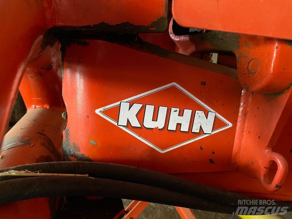 Kuhn Gf7601MH مكابس وميبسات التبن