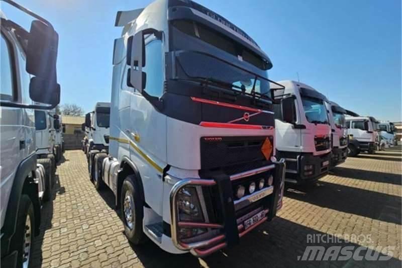 Volvo FH شاحنات أخرى