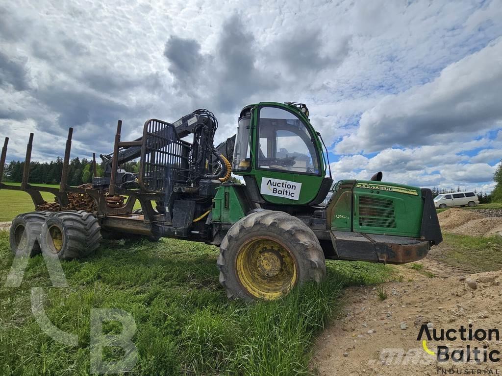 John Deere 1010 E شاحنات