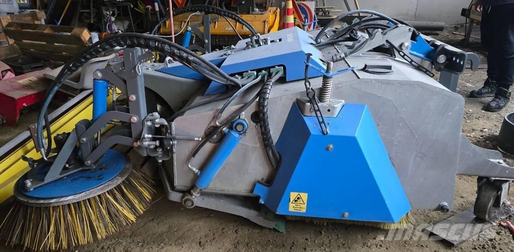 Snowek K180 ماكينات الطرق والجليد الأخرى