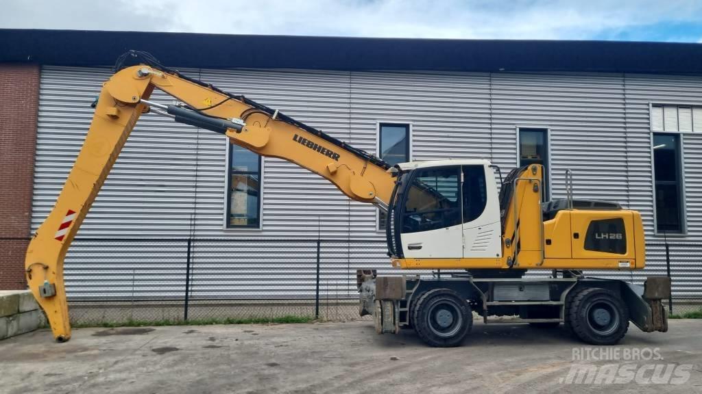 Liebherr LH 26 M مناولات المخلفات / مناولات صناعية