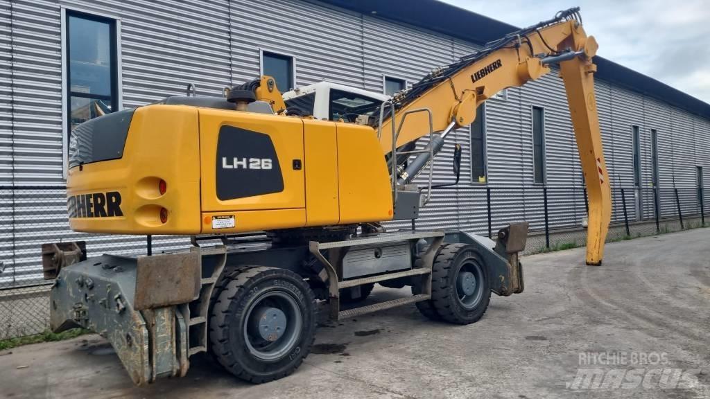 Liebherr LH 26 M مناولات المخلفات / مناولات صناعية