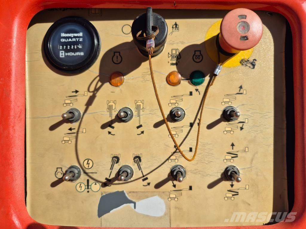 SkyJack SJ 63 AJ رافعات سلة مفصلية