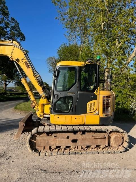 Komatsu PC 118 MR-8 حفارات زحافة