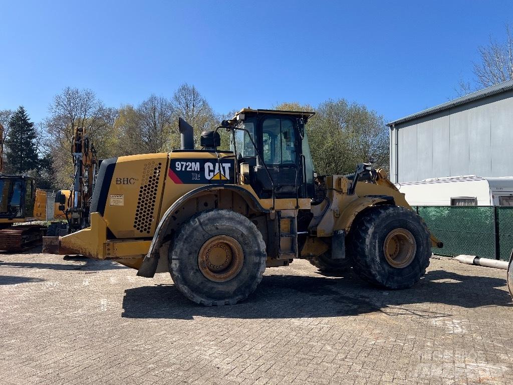 CAT 972M  - 972 M XE لوادر بعجل