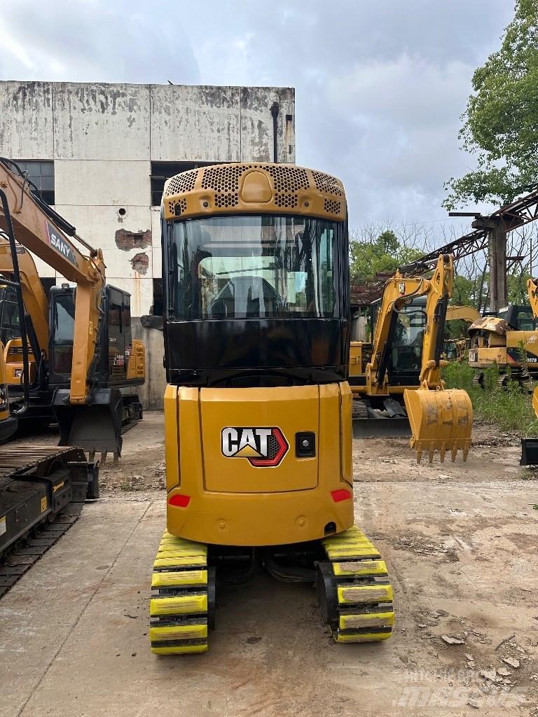 CAT 302 حفارات صغيرة أقل من 7 طن (حفارات صغيرة)