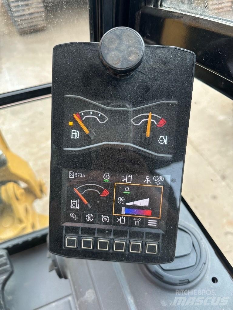 CAT 302 حفارات صغيرة أقل من 7 طن (حفارات صغيرة)