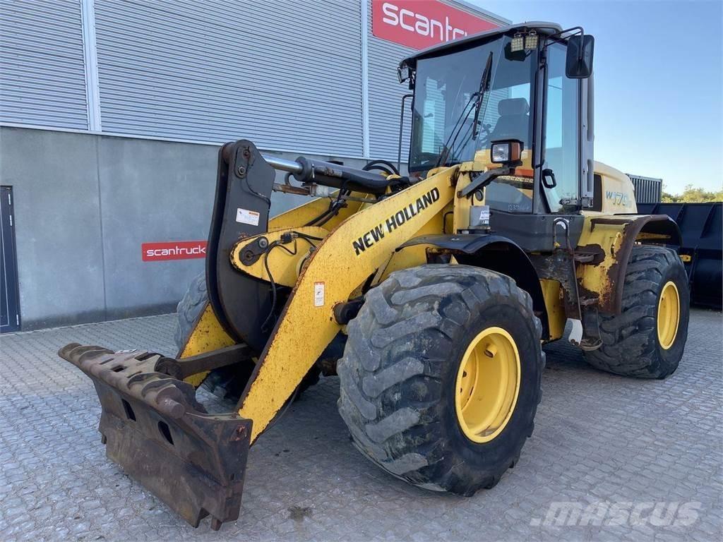 New Holland W170D لوادر بعجل