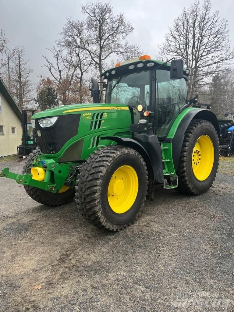 John Deere 6190 R الجرارات