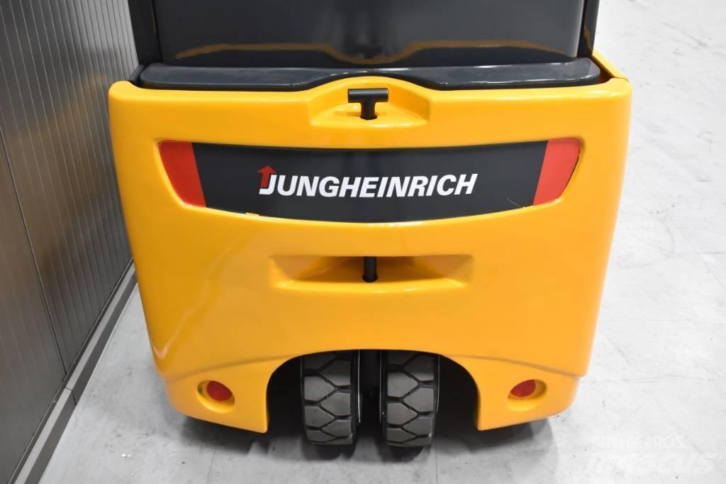 Jungheinrich EFG 220 شاحنات ذات رافعات شوكية تعمل بالكهرباء