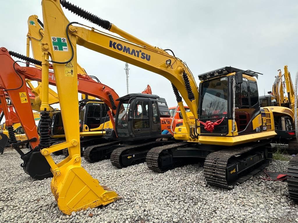 Komatsu PC 130 حفارات زحافة