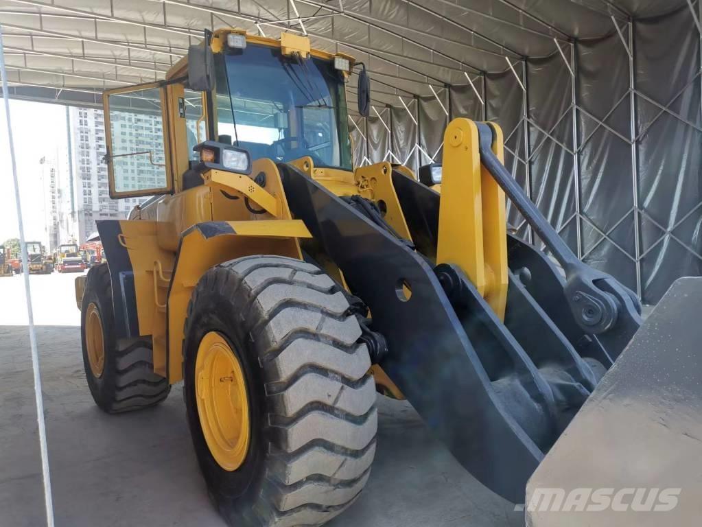 Volvo L 120 E لوادر بعجل
