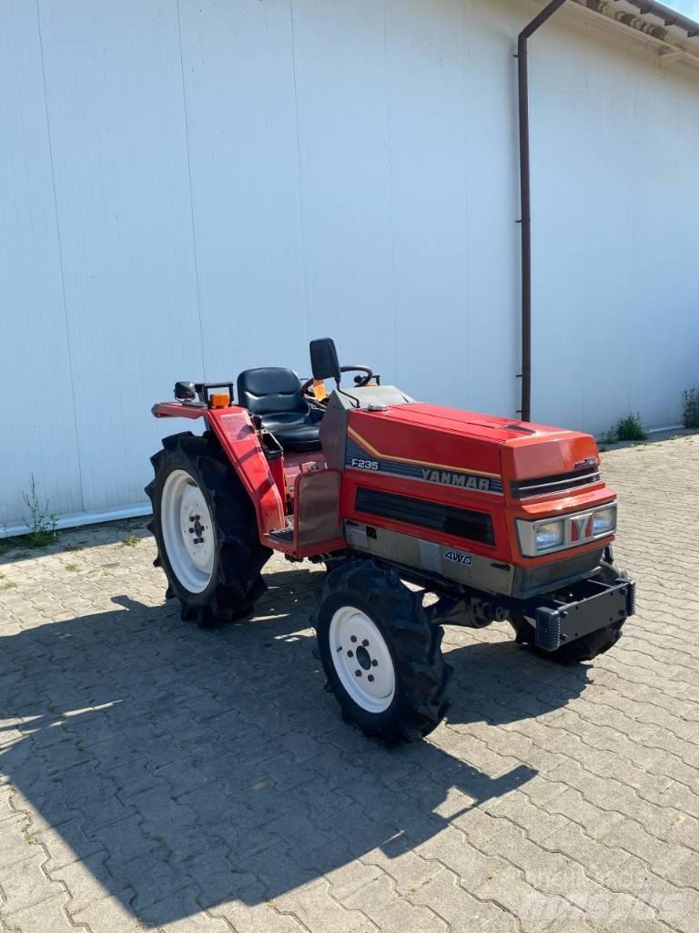 Yanmar F235D جرارات مدمجة