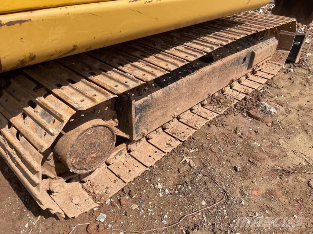 CAT 305.5E2 حفارات صغيرة أقل من 7 طن (حفارات صغيرة)