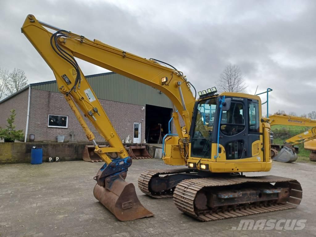 Komatsu PC 138 US-11 حفارات زحافة