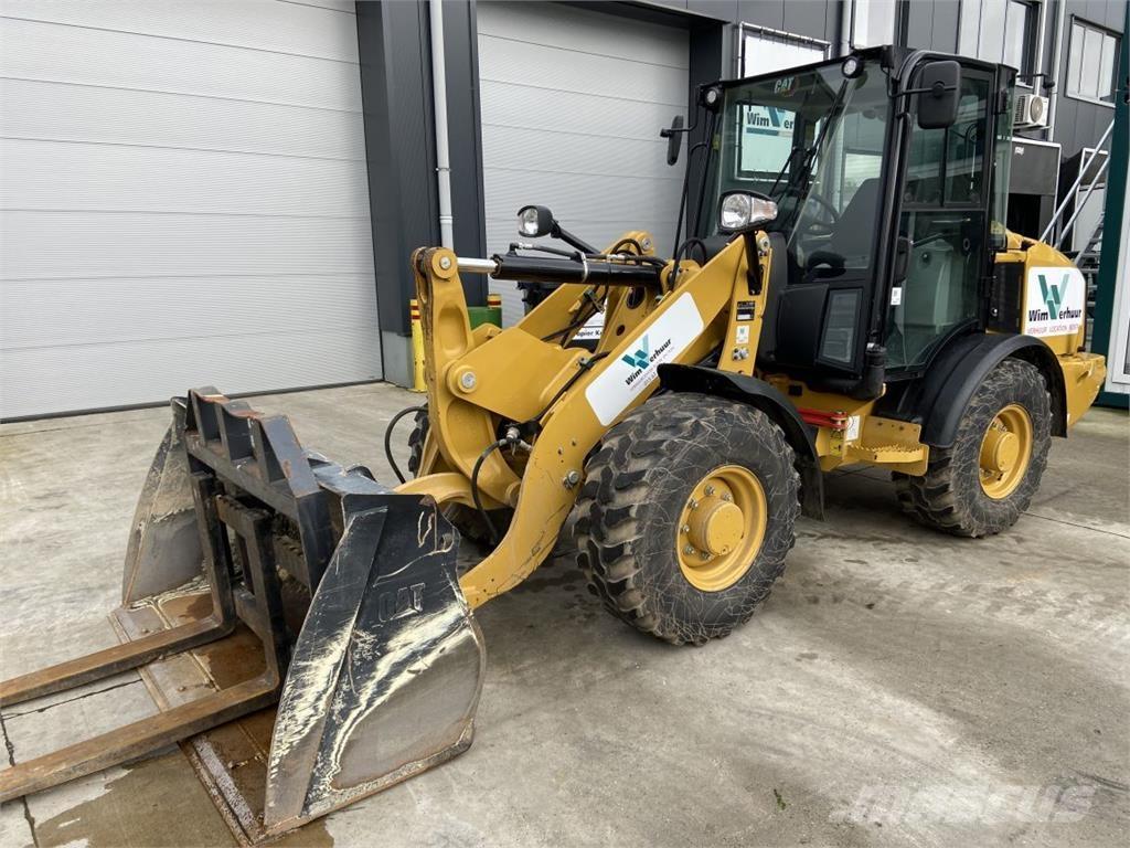 CAT 906M (7164) لوادر متعددة الأغراض