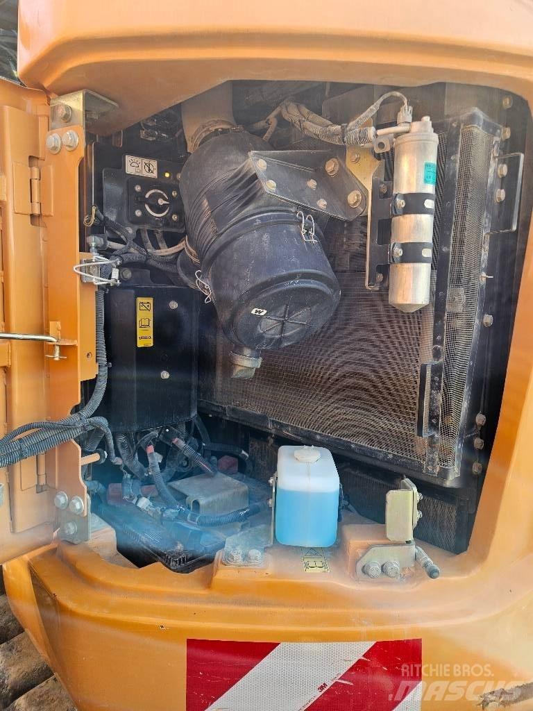 CASE CX 145 D SR حفارات زحافة