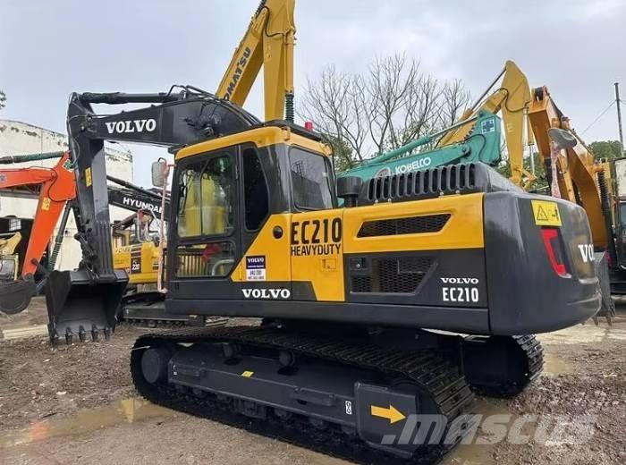 Volvo EC210D حفارات زحافة