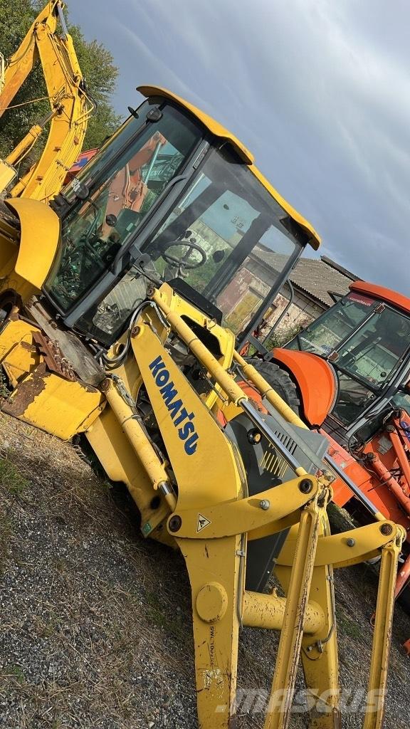 Komatsu WB 93 R هيدروليات