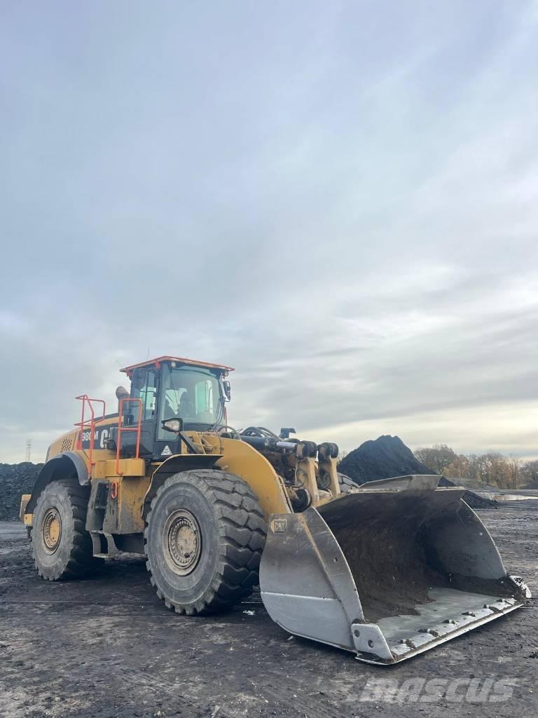 CAT 980 لوادر بعجل