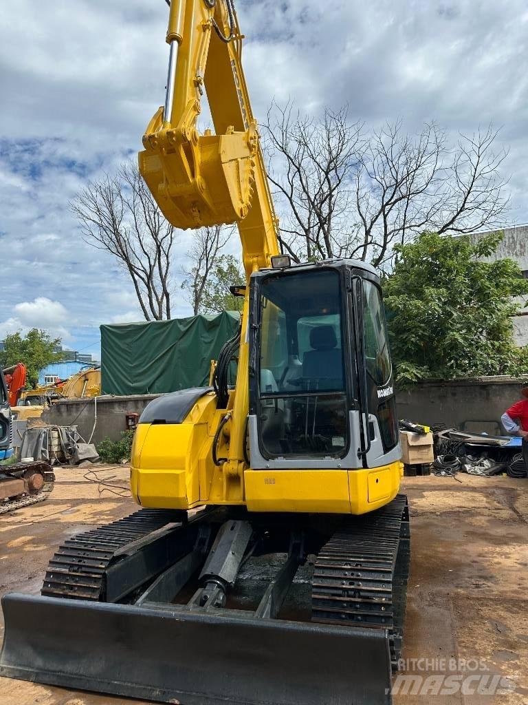 Komatsu PC 78 US حفارات زحافة