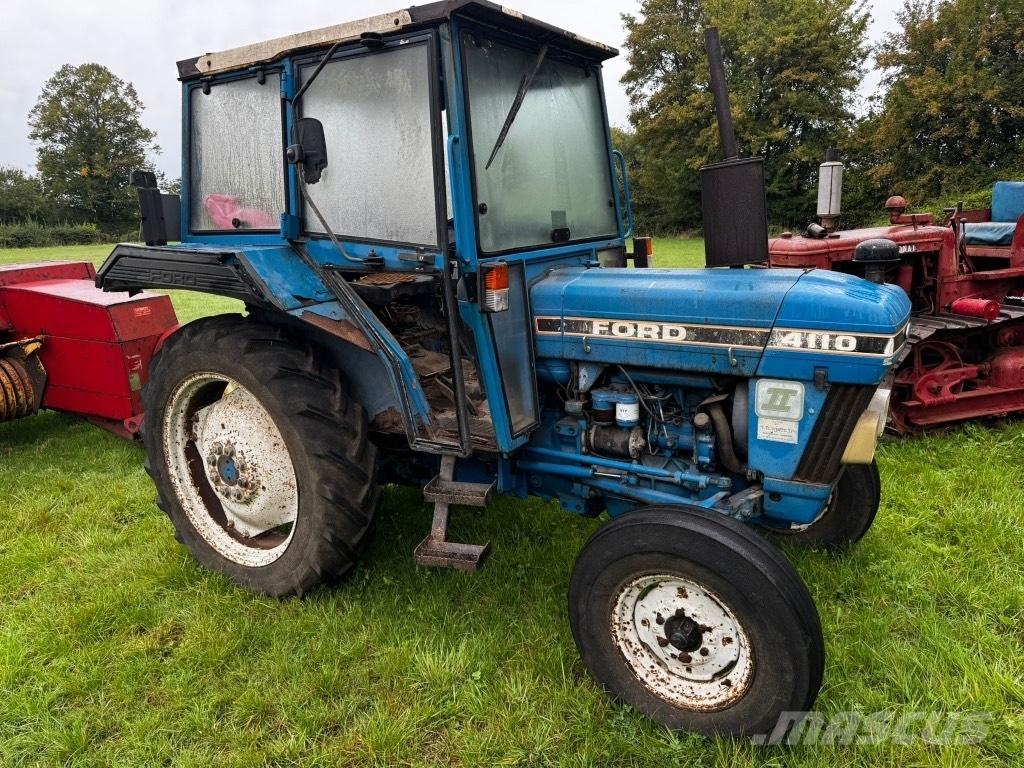 Ford 4110 series 2 الجرارات