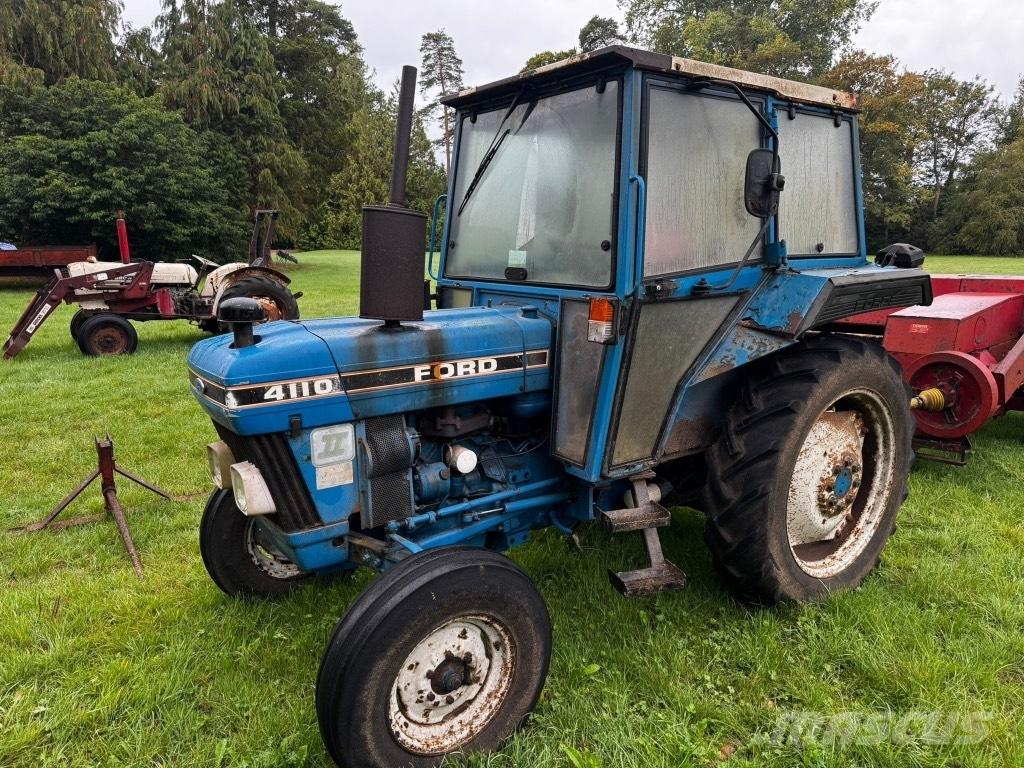 Ford 4110 series 2 الجرارات