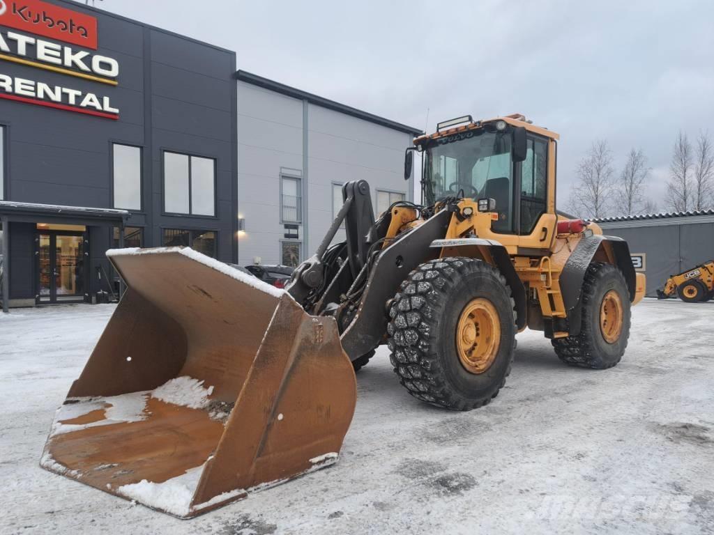 Volvo L 120 F لوادر بعجل