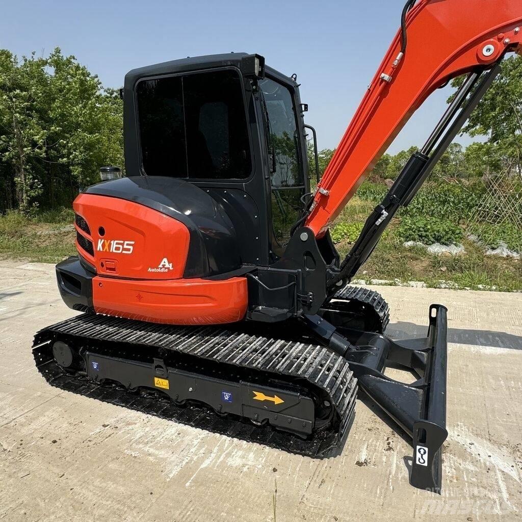 Kubota KX165 حفارات زحافة