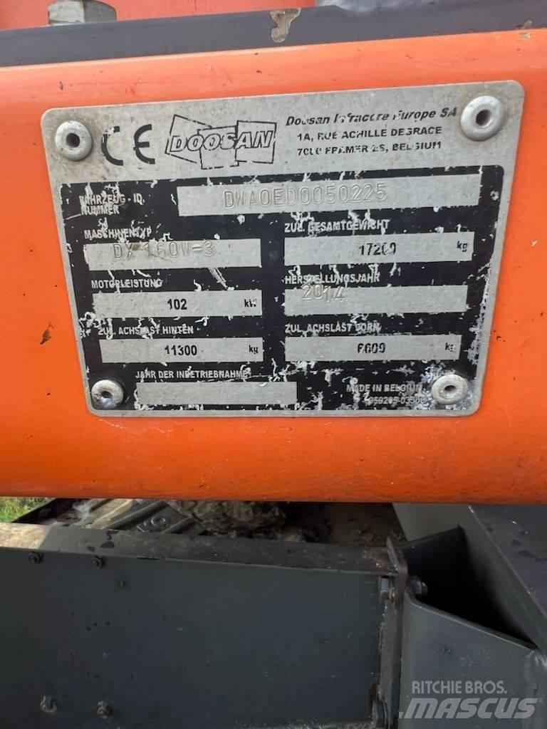 Doosan DX 160 W-3 حفارات بعجل