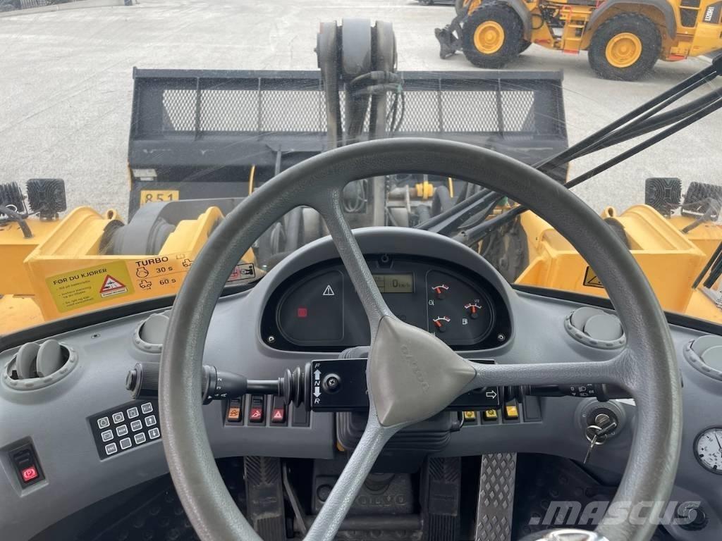 Volvo L 150 D لوادر بعجل