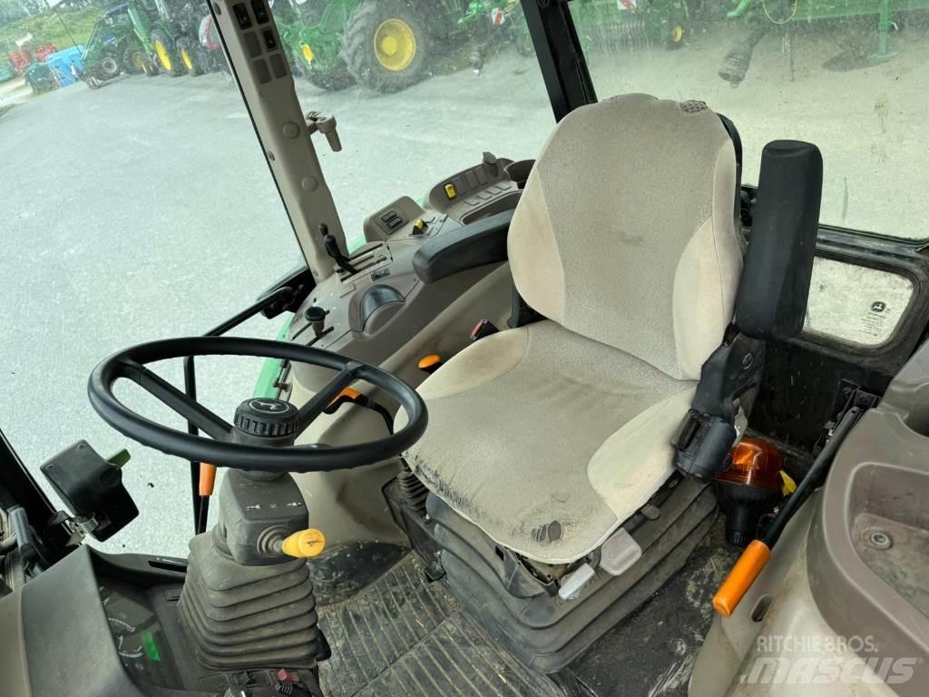 John Deere 5050E الجرارات