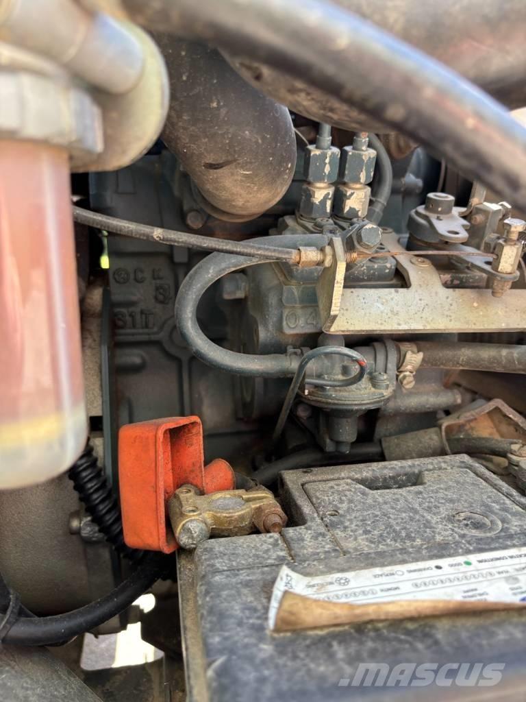 Wacker Neuson DTO8 عربات نقل قلابة مجنزرة