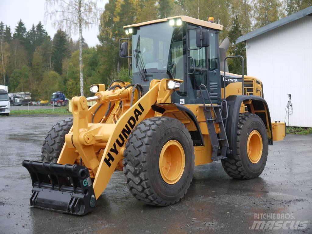 Hyundai HL 757-9A لوادر بعجل