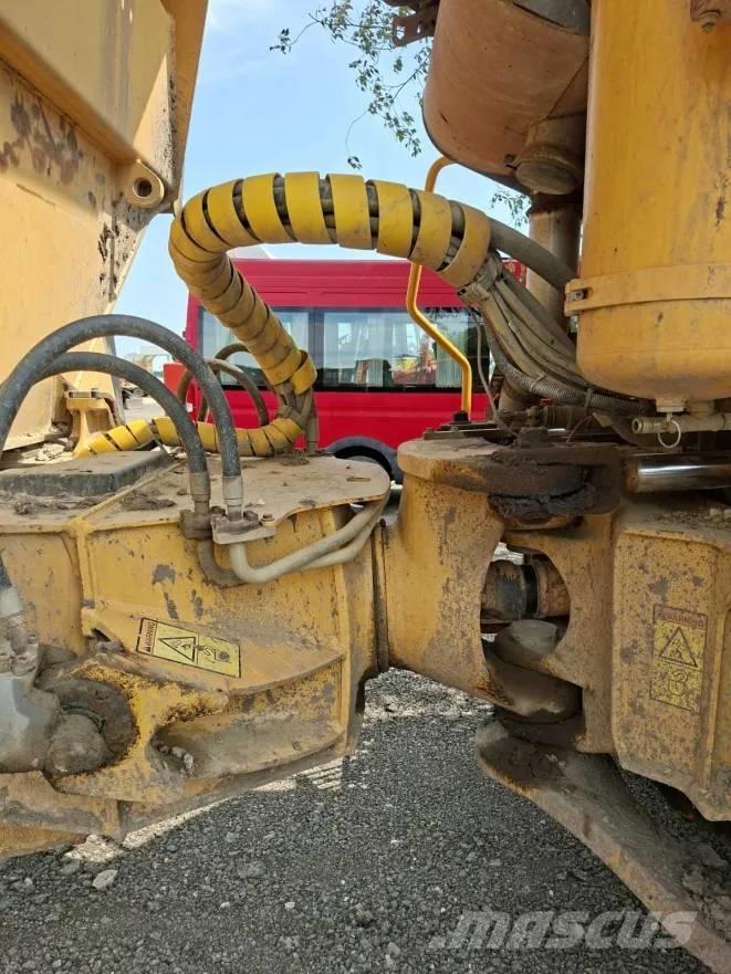 Volvo A 25 D ساحبات مفصلية