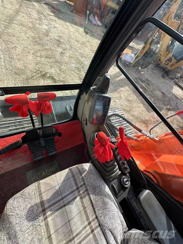 Hitachi ZX 70 حفارات زحافة
