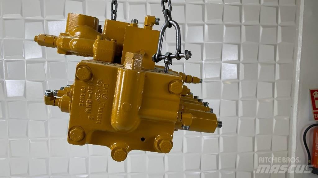 CAT 330 D Main Valve هيدروليات