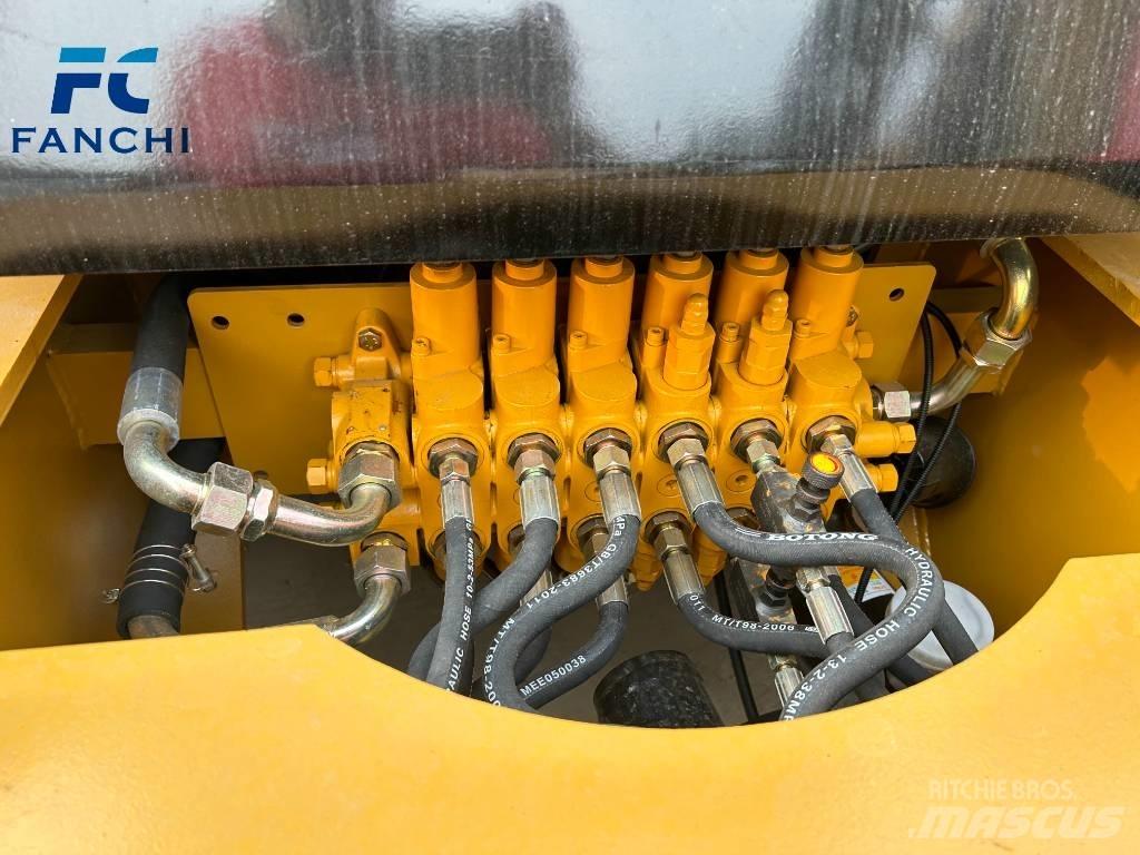 CAT 420 F لوادر ذات جرافات عكسية
