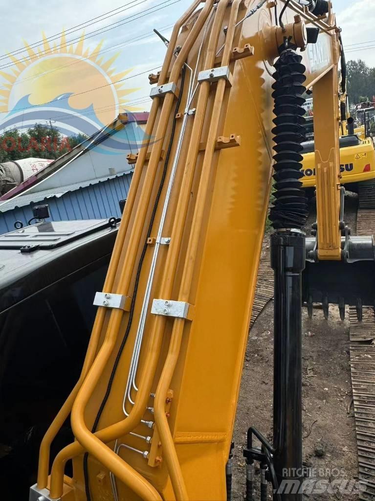Sany SY 215 C حفارات زحافة