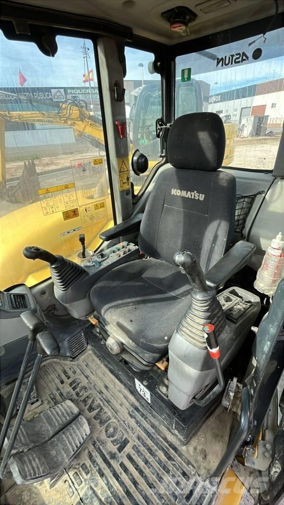 Komatsu PC 80 MR-3 حفارات وسط 7 طن - 12 طن