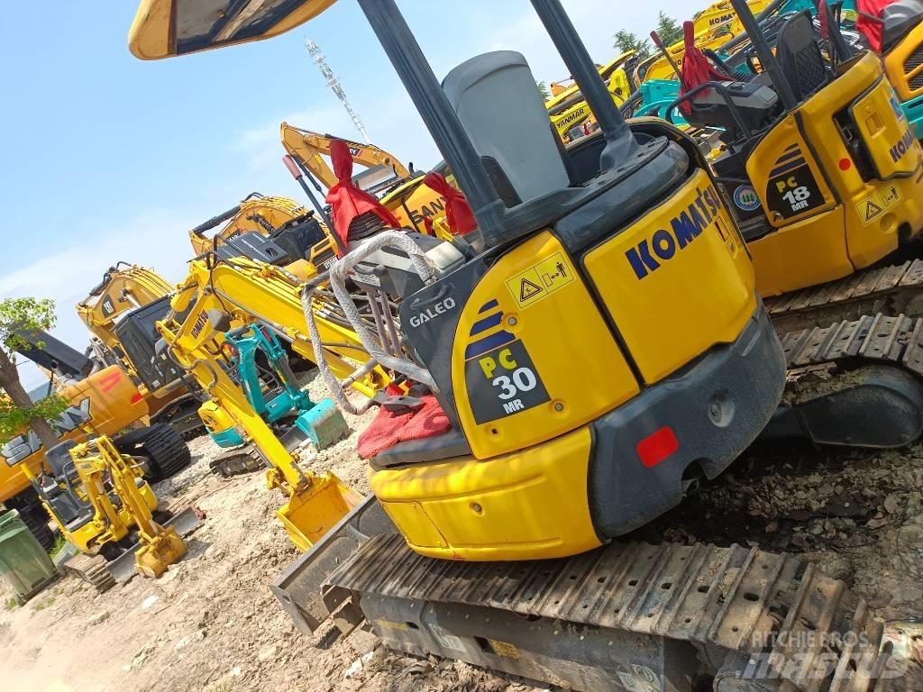 Komatsu PC30MR حفارات صغيرة أقل من 7 طن (حفارات صغيرة)